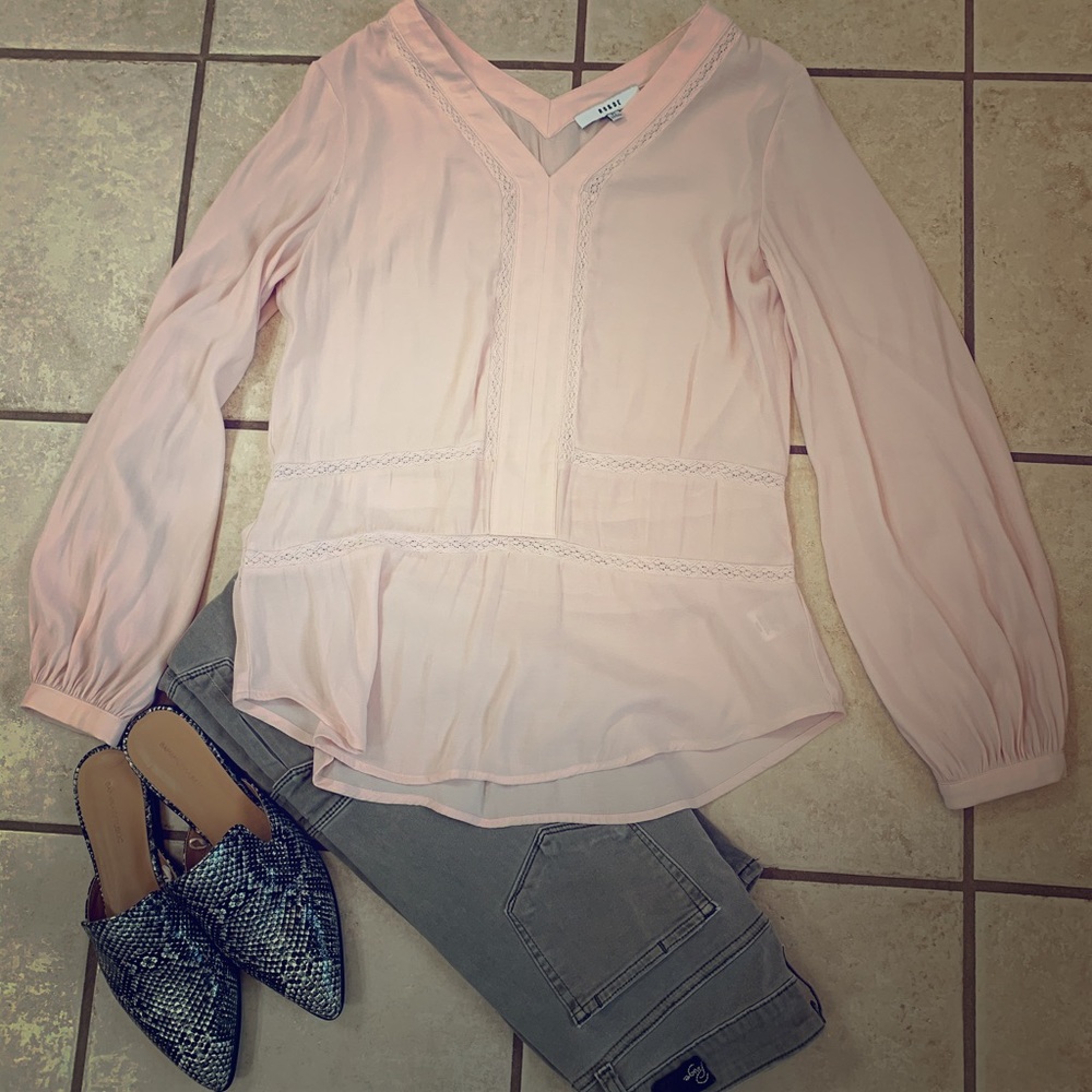 Ro & De Blush Top